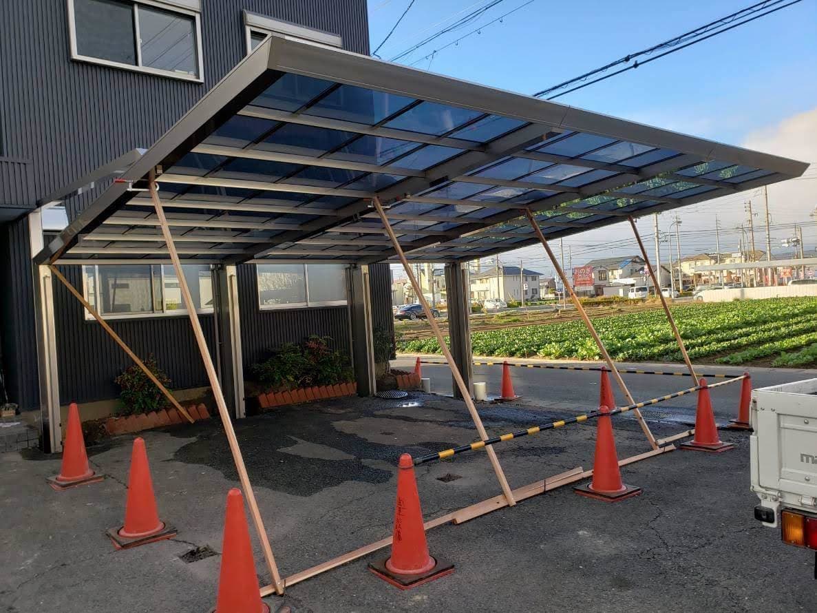2台用カーポート新設工事 | 桑名市のエクステリア工事ならイズ美