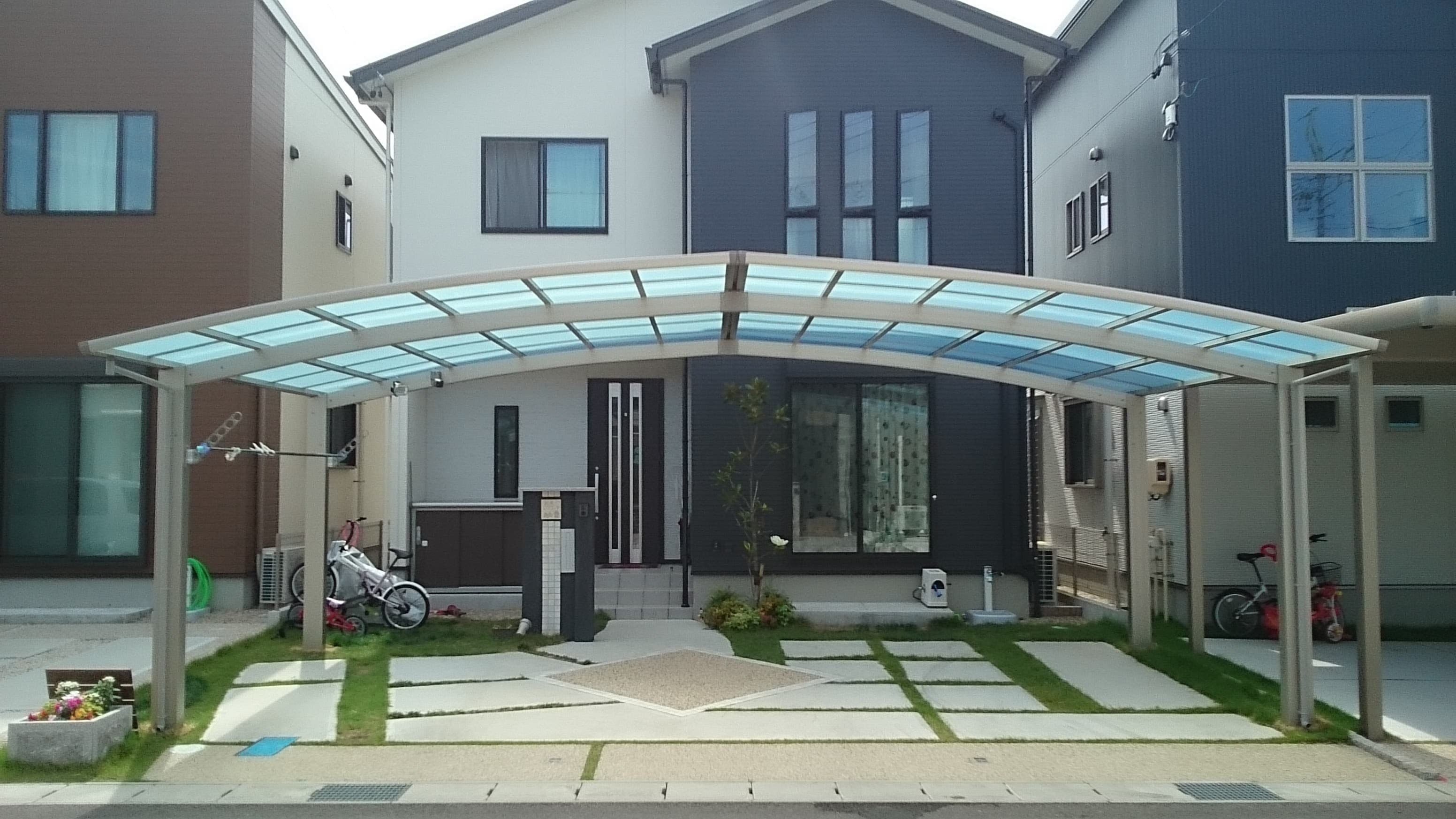 カーポート新設 桑名市 | 桑名市でエクステリア工事ならイズ美