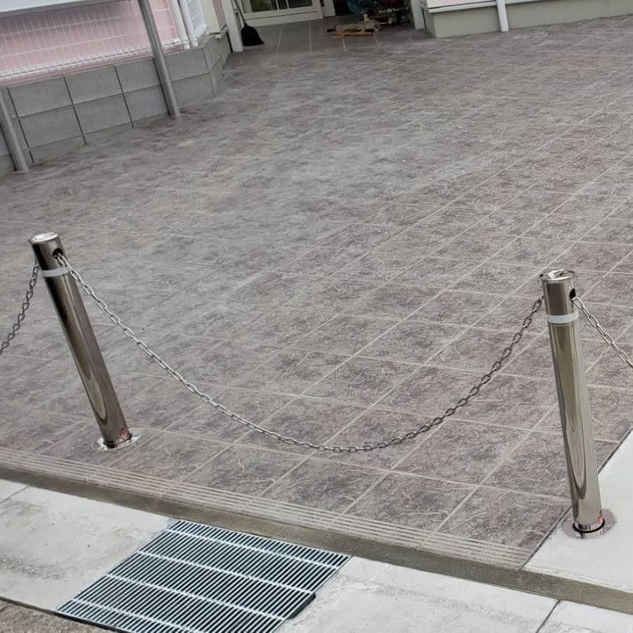 駐車場ポール設置 桑名市 | 桑名市でエクステリア工事ならイズ美