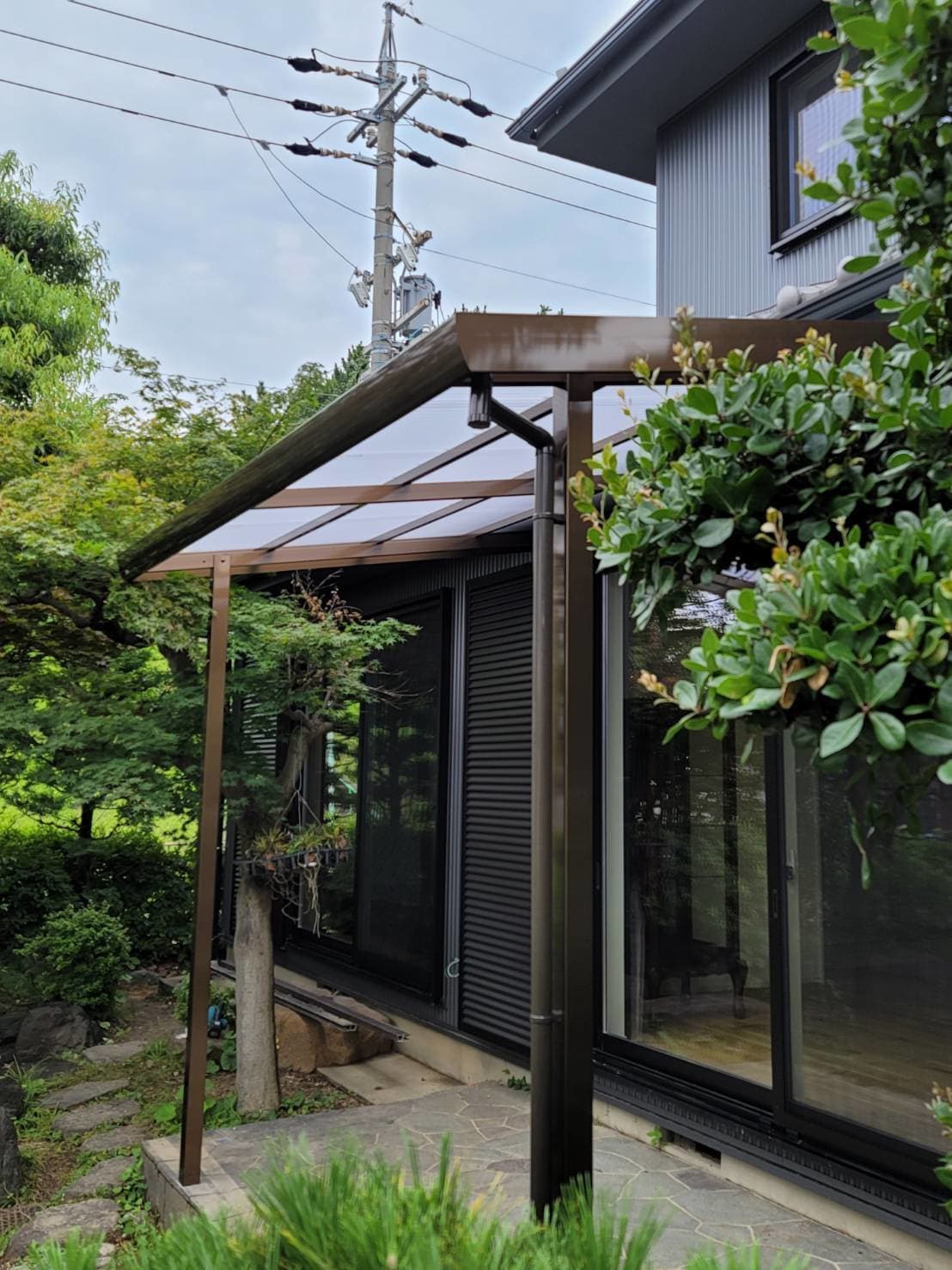 波板張替え | 桑名市のエクステリア工事ならイズ美