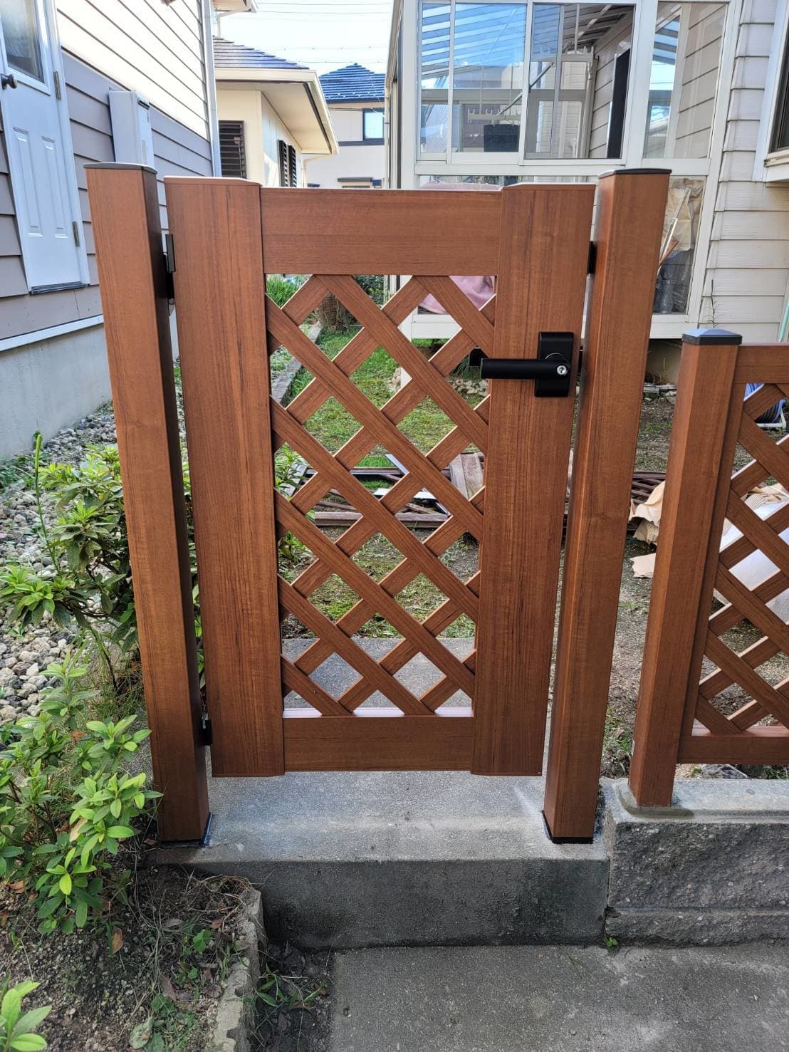 門扉設置 | 桑名市のエクステリア工事ならイズ美