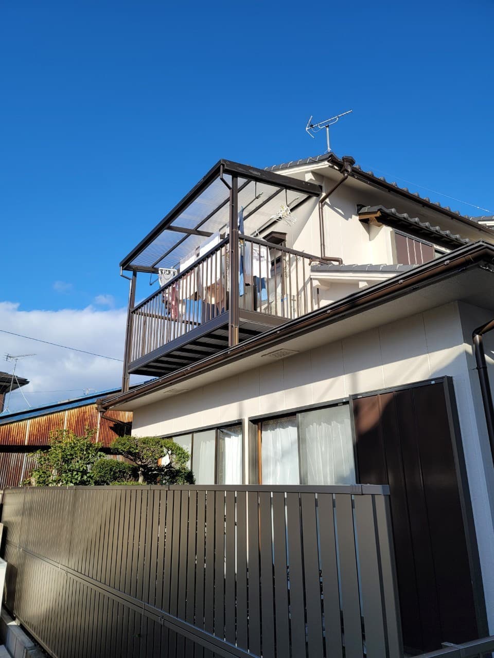 バルコニー設置 | 桑名市のエクステリア工事ならイズ美