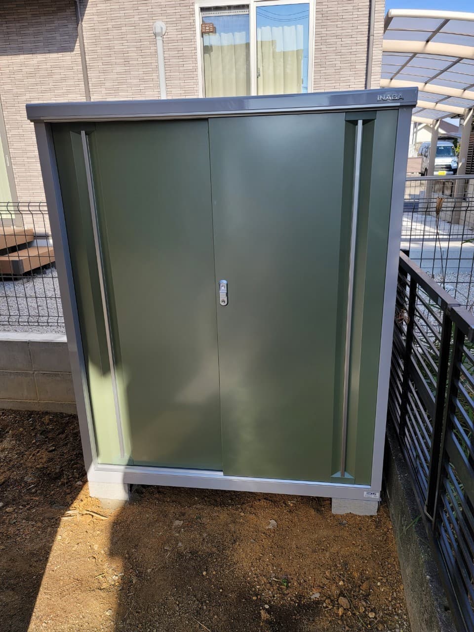 物置設置 | 桑名市のエクステリア工事ならイズ美