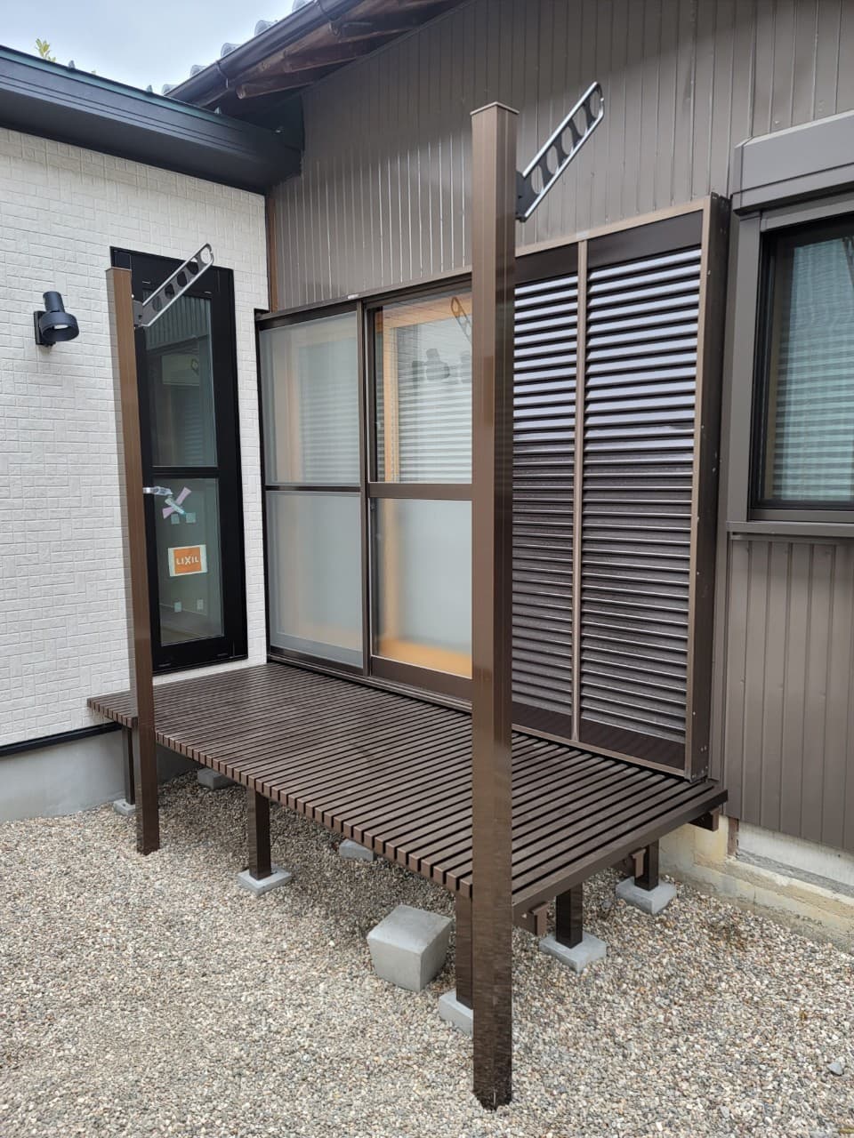 ウッドデッキ設置 | 桑名市のエクステリア工事ならイズ美