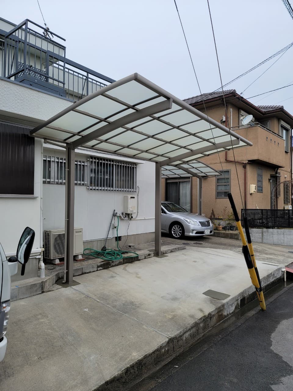 カーポート設置 | 桑名市のエクステリア工事ならイズ美